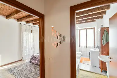 Casa in vendita, Via Vandelli, Como