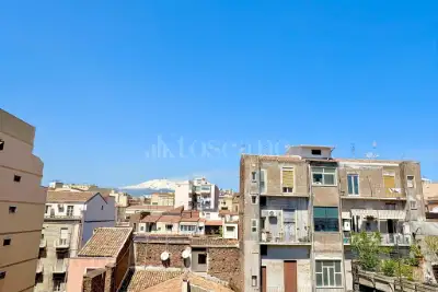 Casa in vendita, Via Umberto I, Catania