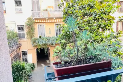Casa in vendita, Via Carlo Farini, Milano