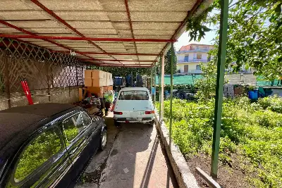 Casa Indipendente in vendita, Piazza Vittorio Veneto, Sant'Agata li Battiati