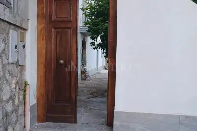 Magazzino in vendita, Salita Roma, Viggiano (pz), Viggiano