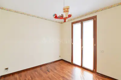 Villino a Schiera in affitto, Via Cervino, Longone al Segrino