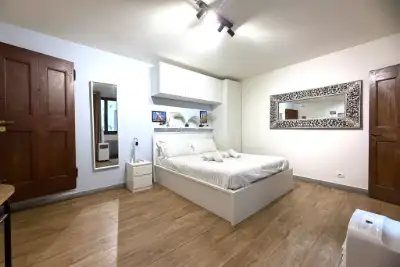 Casa in vendita, Via Guelfa, Firenze