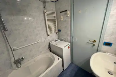 House for sale, Via del Bucintoro, Roma