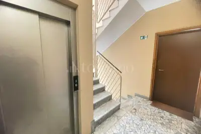 Casa in vendita, Via Antonio Carnevali, Milano