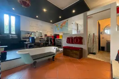 Casa in vendita, Via Montedenno, Brescia