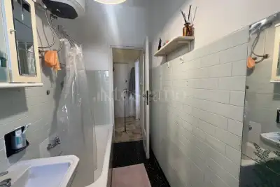 Casa in vendita, Via Lorenteggio, Milano