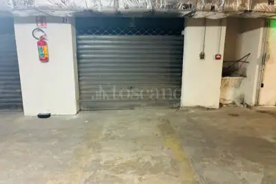 Box in affitto, Via Livorno, Catania