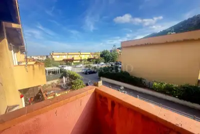 Villino a Schiera in vendita, Via Spadafora, Palermo