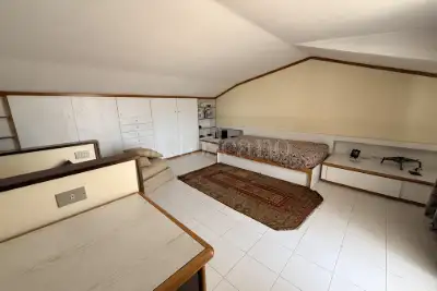 Villino a Schiera in vendita, Via Mar della Cina, Roma