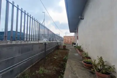Casa Indipendente in vendita, Via Montello, San Giovanni la Punta