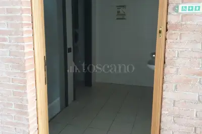 Negozio in affitto, Via Giuseppe Garibaldi, Avezzano