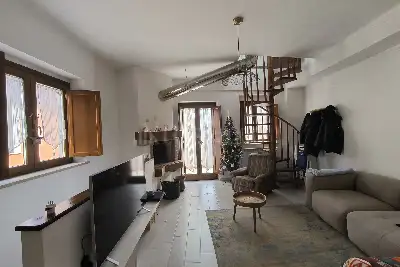 Casa Indipendente in vendita, Via Centrale, L'Aquila