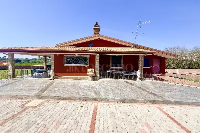 Casa Indipendente in vendita, Via Spino Bianco, Nettuno