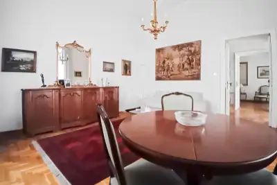 Casa in vendita, Piazza Giuseppe Garibaldi, Napoli