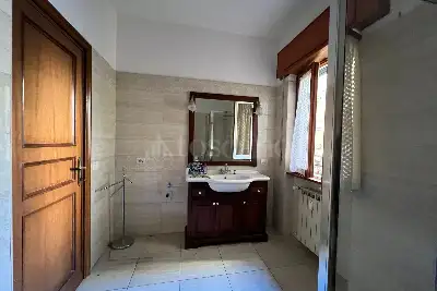 Casa in vendita, Via Quinto Pedio, Roma