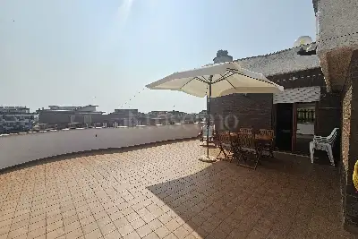 Attico in vendita, Via Zagabria, Pomezia