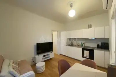 Casa in vendita, Via Rosolino Pilo, Milano
