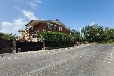 Casa in vendita, Via Lucrezia Romana, Ciampino, Ciampino