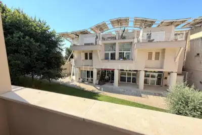 Casa in vendita, Viale della Pineta di Fregene, Fiumicino