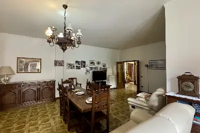 Casa in vendita, Viale Galileo Galilei, Prato