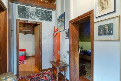 Villa in vendita, Via Luigi Pirandello, Besano