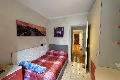 Casa in vendita, Via Salvatore Quasimodo, Como