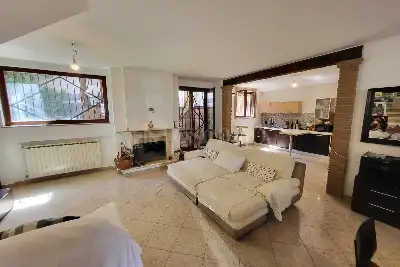 Villa in vendita, Via Giuseppe Ottavio Pitoni, Roma