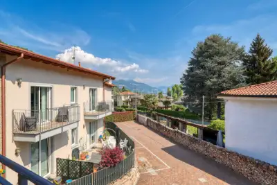 Villa Bifamiliare in vendita, Viale Ernesto Thomas, Brusimpiano