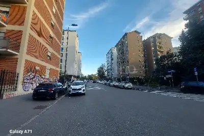 Casa in vendita, via Vincenzo Giordano Orsini , Milano