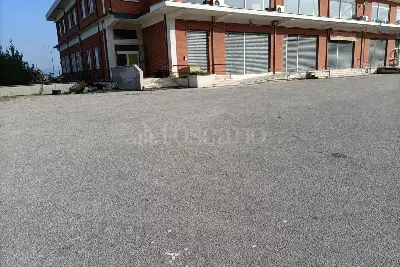 Negozio in affitto, Via Sandro Pertini Avezzano, Avezzano