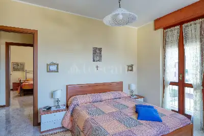 Casa in vendita, Via A. Manzoni, Brusimpiano