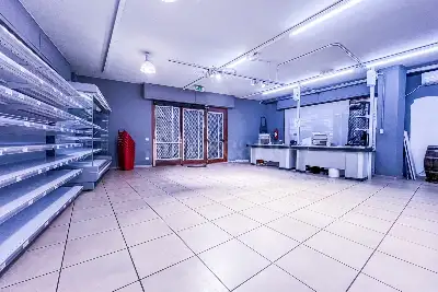 Negozio in vendita, Via Copernico 5, Olbia, Olbia