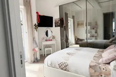 Casa in vendita, Via Dicomano, Roma
