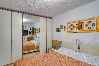 Casa Indipendente in vendita, Via Della Repubblica, Bisuschio