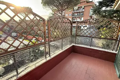 Villino a Schiera in vendita, Via degli Ossoli, Roma