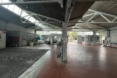 Capannone in vendita, Via Selvagreca , Lodi