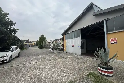 Capannone in vendita, Via Selvagreca , Lodi