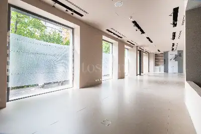 Negozio in vendita, Via Gerolamo Tiraboschi, 6, Milano