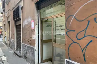 Negozio in affitto, Via Cremera, Roma