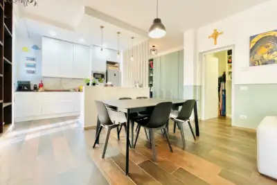 Casa in vendita, Via A. Tosoni, Brescia