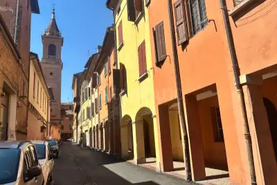 Casa in vendita, Via Santa Caterina, Bologna
