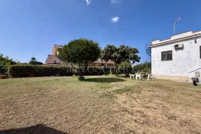 Villa in vendita, Via dei Salici, Anzio