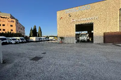 Capannone in vendita, Via dei Castelli Romani, Pomezia