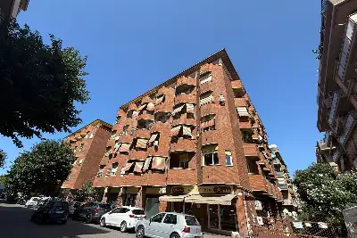Casa in vendita, Via delle Gondole, Roma