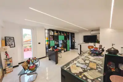 Villa Plurifamiliare in vendita, Via Ermesianatte, Roma
