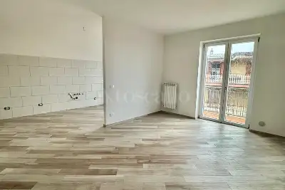 Casa in affitto, Via Giosuè Carducci, Chiusano di San Domenico