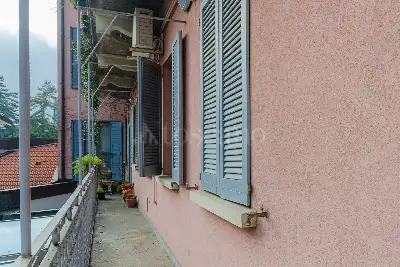 Casa in vendita, Via Cola Montano, Milano