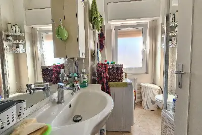 Casa in vendita, Via Svezia, Pomezia