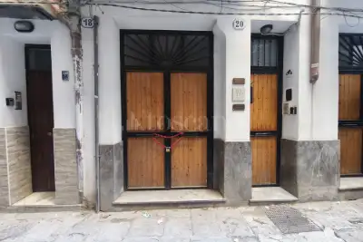 Magazzino in vendita, Via dei Frangiai, Palermo